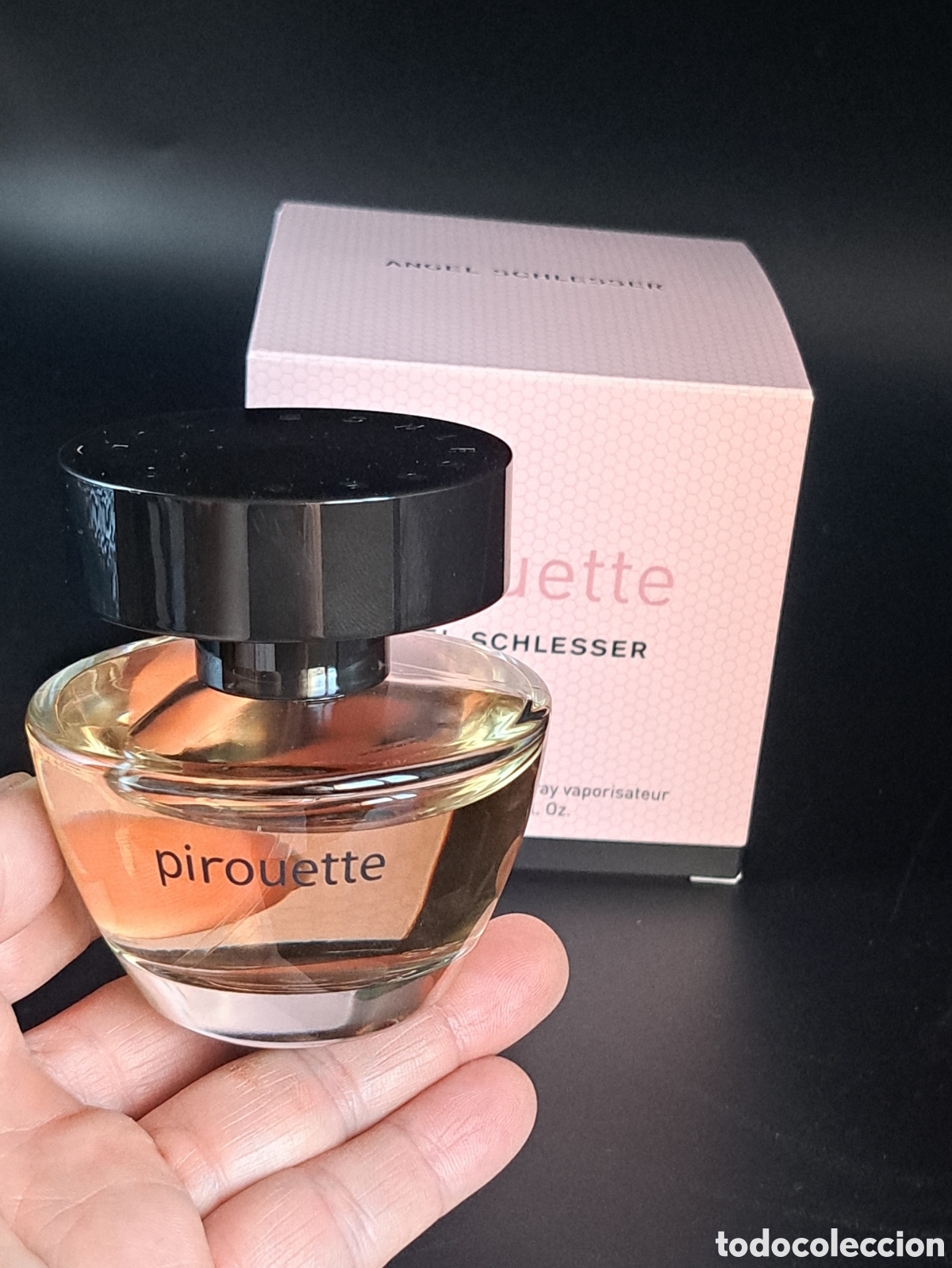 Miniaturas de perfumes antiguos: Descatalogado Pirouette&nbsp;de&nbsp;Angel Schlesser&nbsp;es una fragancia de la familia olfativa Floral Frutal par