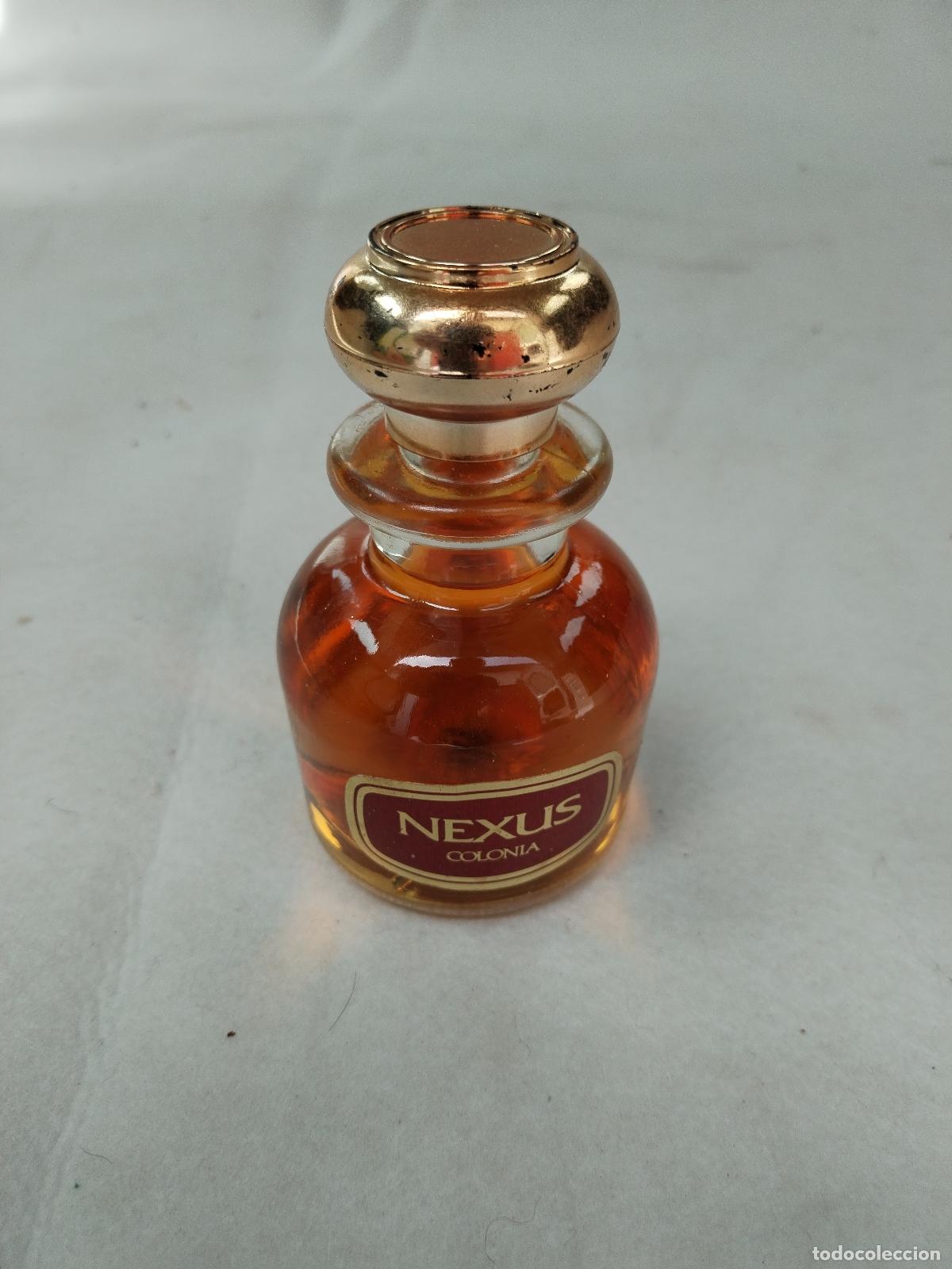 Miniaturas de perfumes antiguos: colonia avon nexus vintage