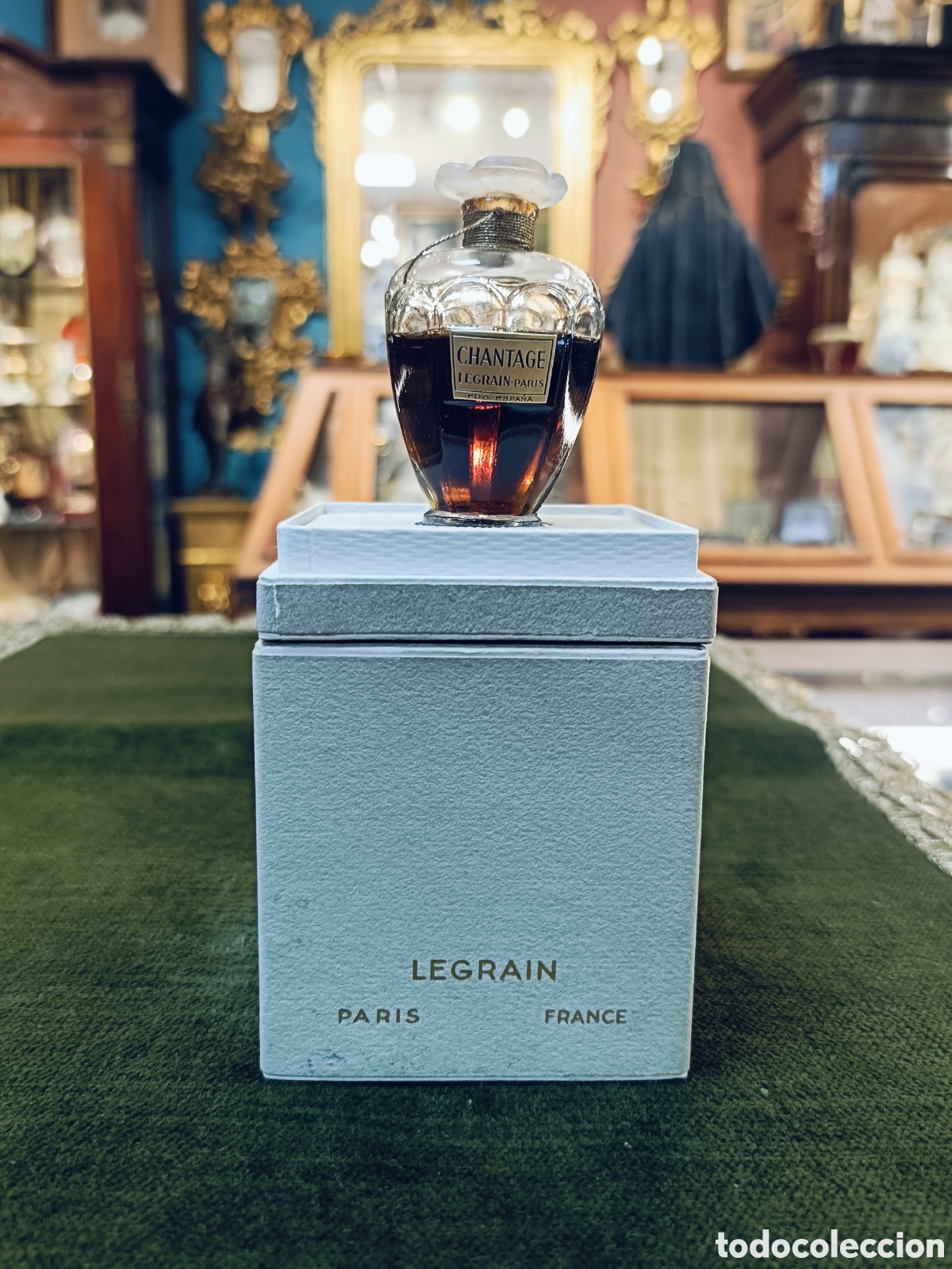 Miniaturas de perfumes antiguos: CHANTAGE. LEGRAIN PARIS . EXTRAIT DE PERFUME.