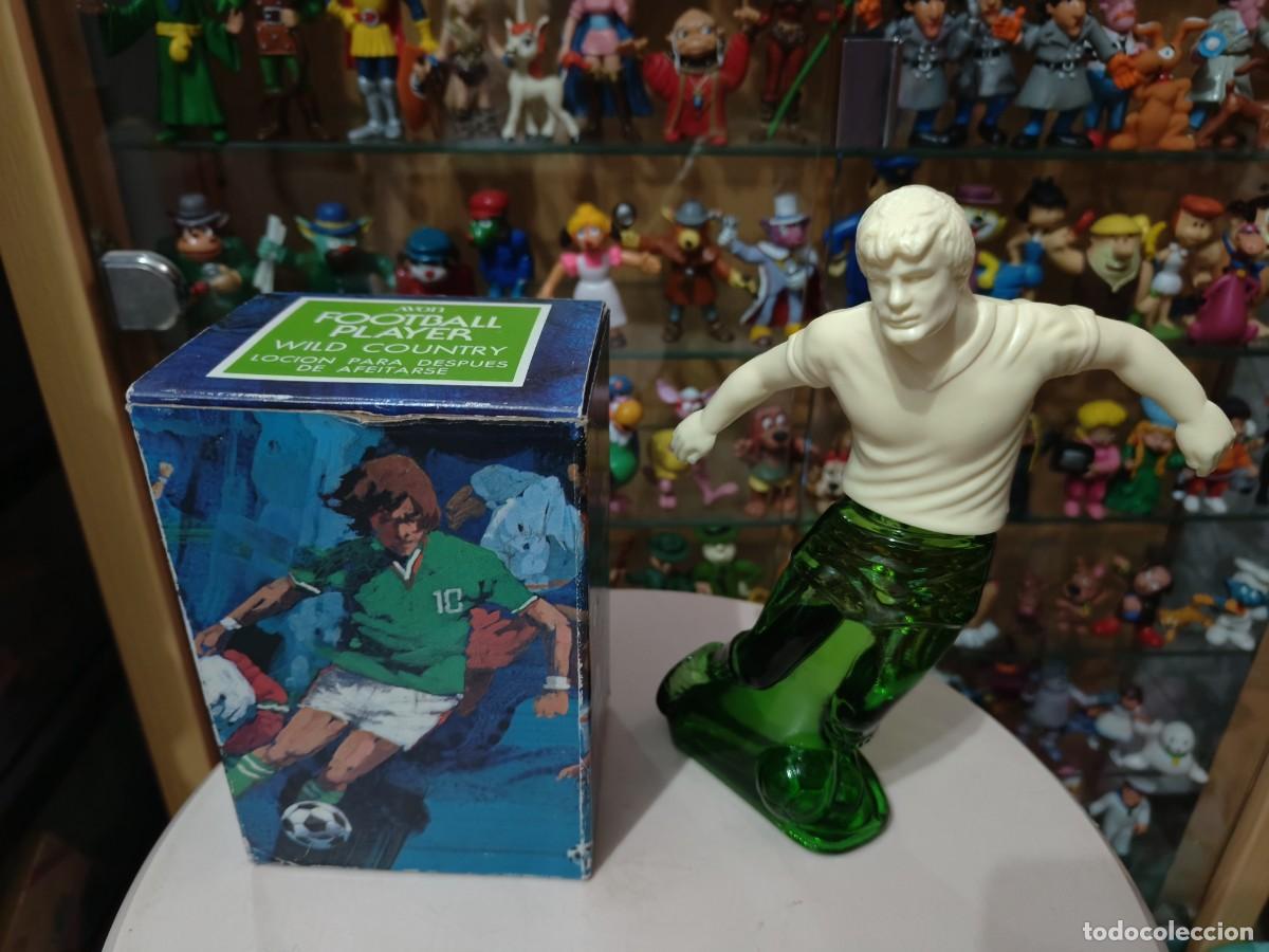 Miniaturas de perfumes antiguos: Ocasion coleccionistas bote frasco colonia lleno Avon football player jugador futbol vitnage a&ntilde;os 70