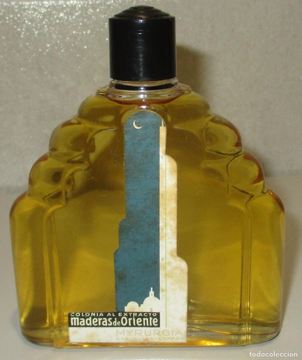 Miniaturas de perfumes antiguos: Frasco de colonia eau de toilette 125 ml. , MADERAS DE ORIENTE, MYRURGIA, a&ntilde;os 60