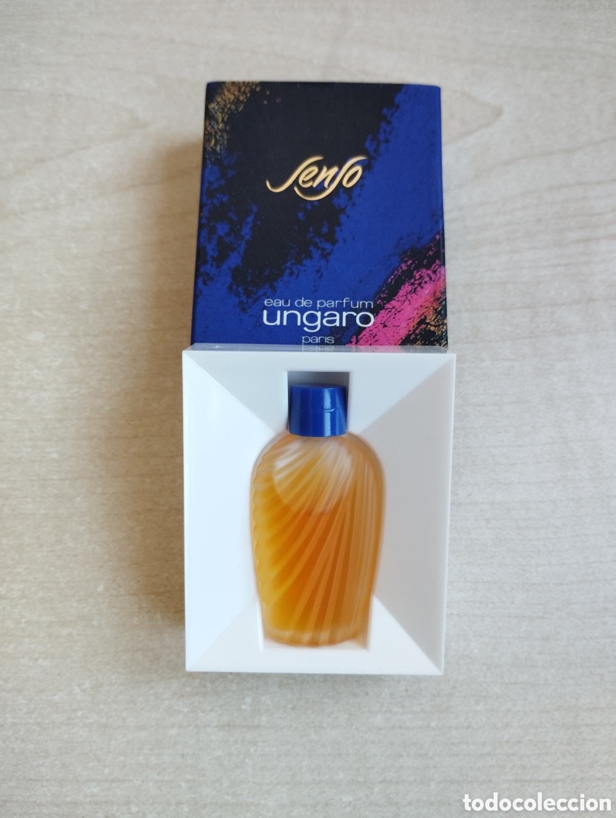 Miniaturas de perfumes antiguos: Miniatura de perfume Senso de Ungaro