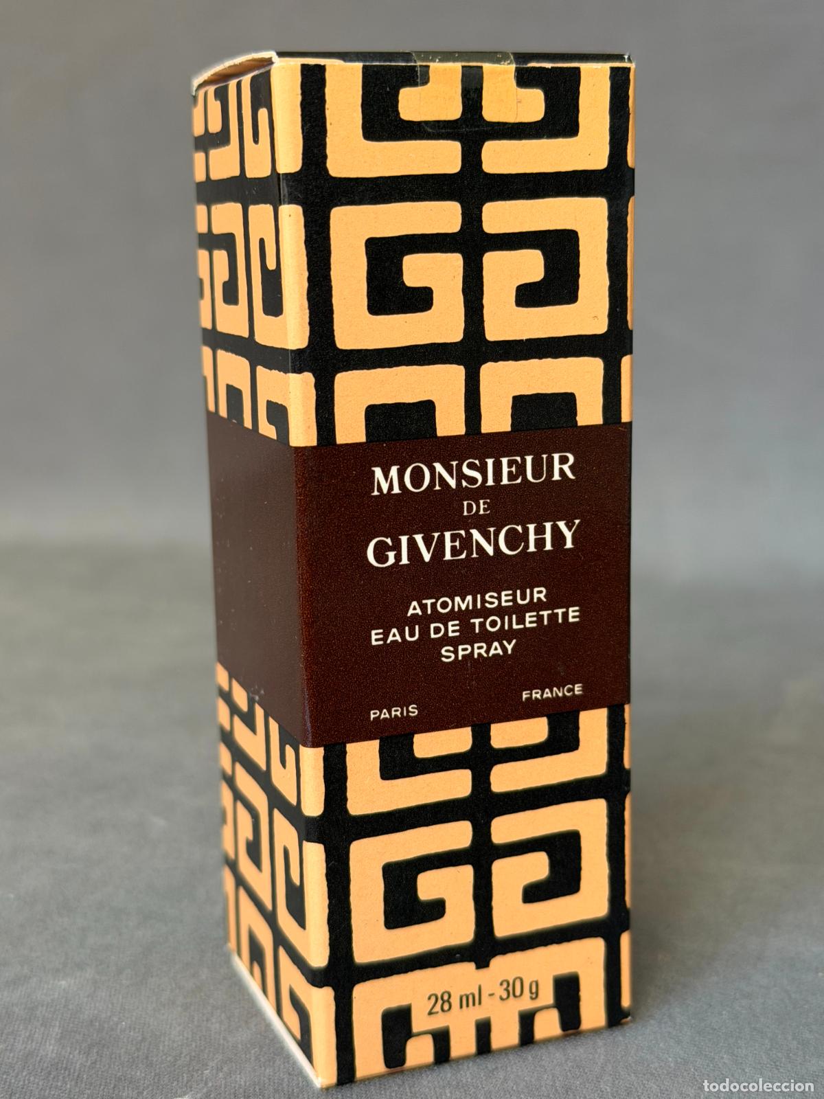 Miniaturas de perfumes antiguos: Vintage Monsieur de Givenchy , atomiseur eau de toilette spray , 28 ml , 30 g. ref. 15213 , 1970s.
