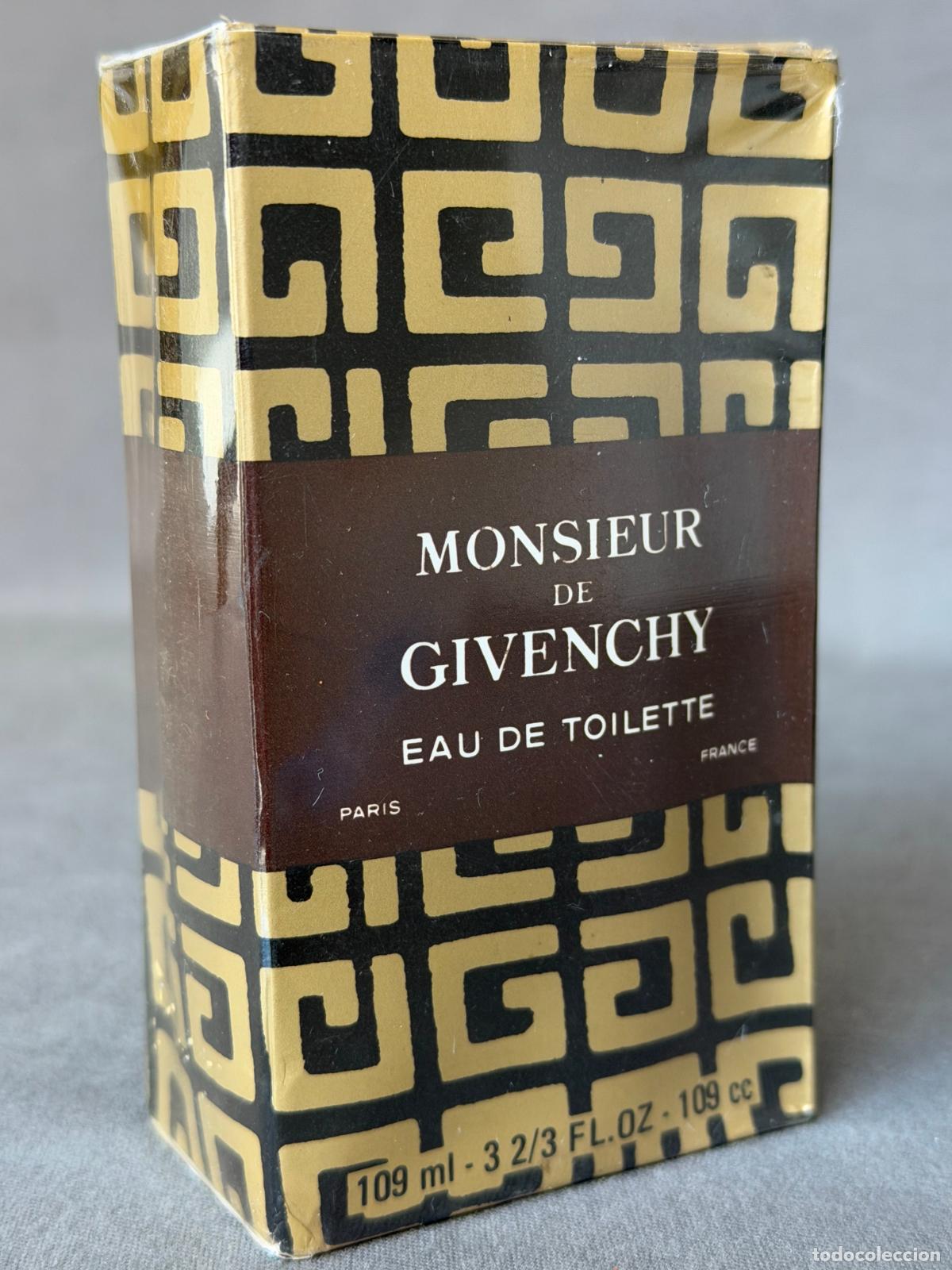 Miniaturas de perfumes antiguos: Vintage Monsieur de Givenchy , eau de toilette , 109 cc. oz. ref. 5206 , 1970s.