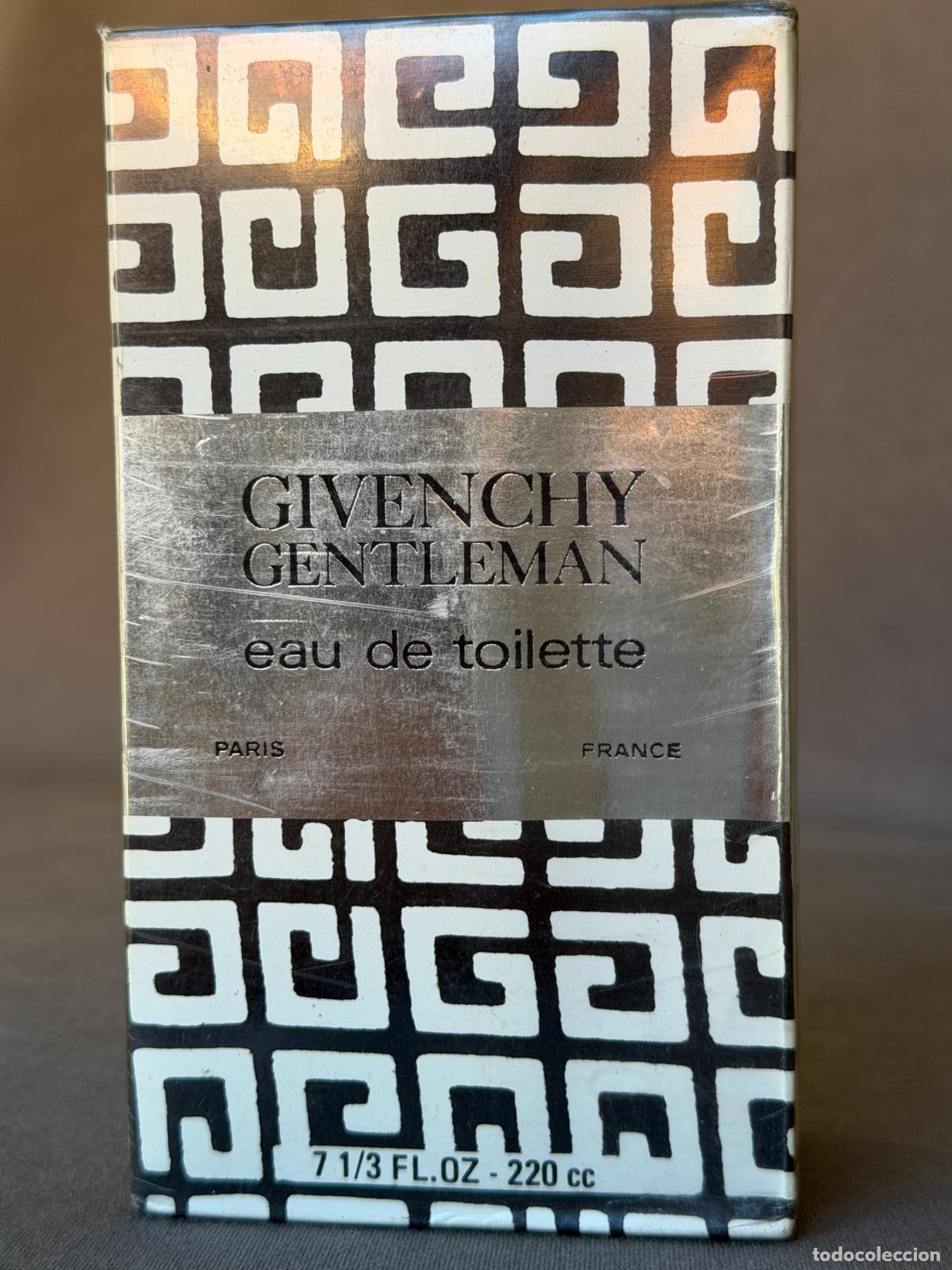 Miniaturas de perfumes antiguos: Vintage Givenchy Gentleman , eau de toilette , 220 cc. ref. 7227 , 1970s.