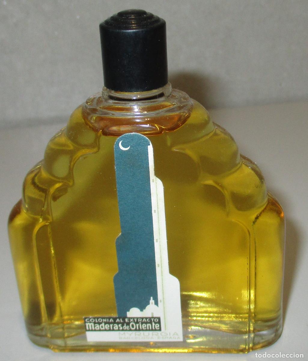 Miniaturas de perfumes antiguos: Frasco de colonia eau de toilette 50 ml. , MADERAS DE ORIENTE, MYRURGIA, a&ntilde;os 60