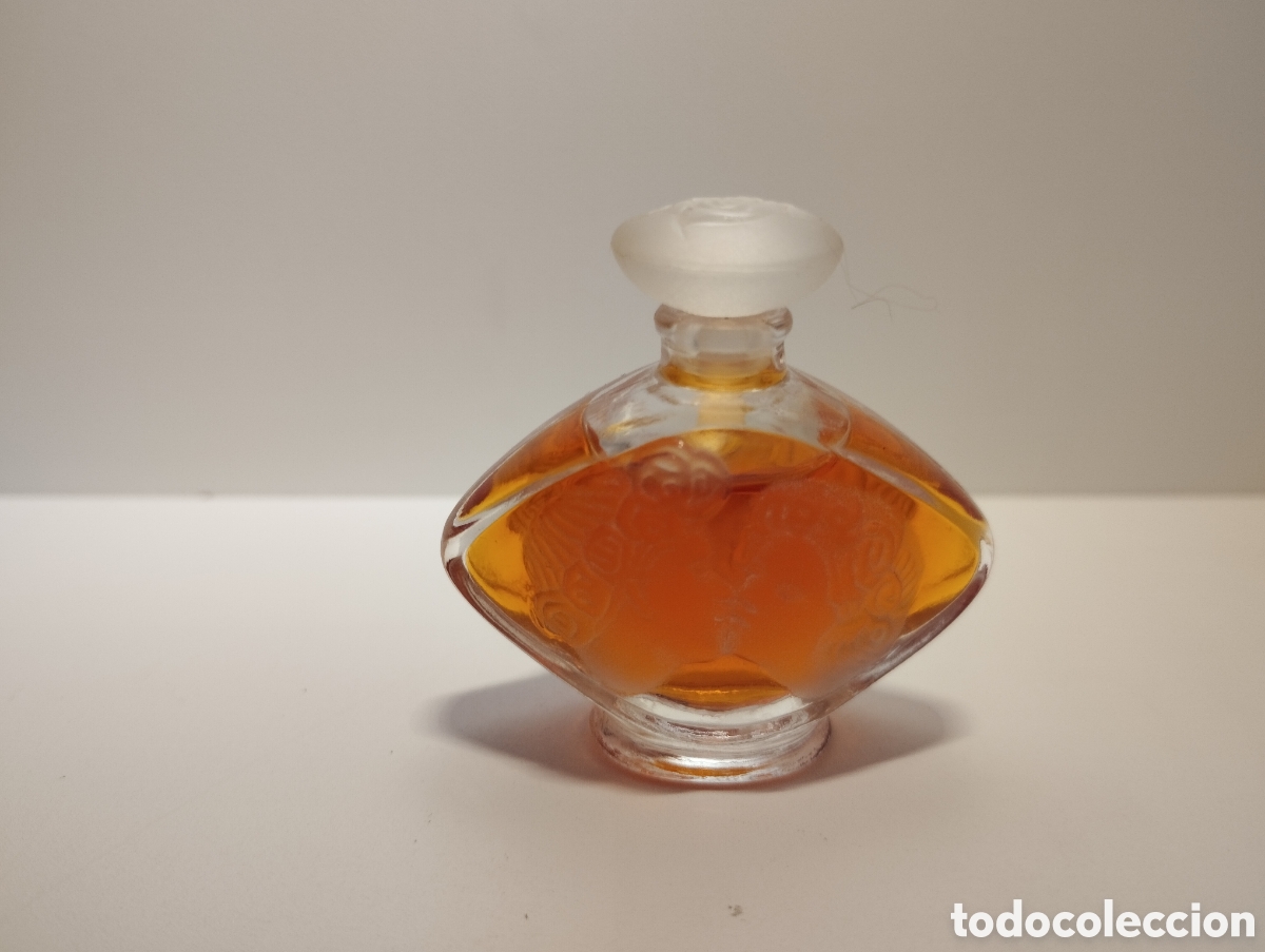 Miniaturas de perfumes antiguos: Miniatura de perfume Le Baiser de Lalique