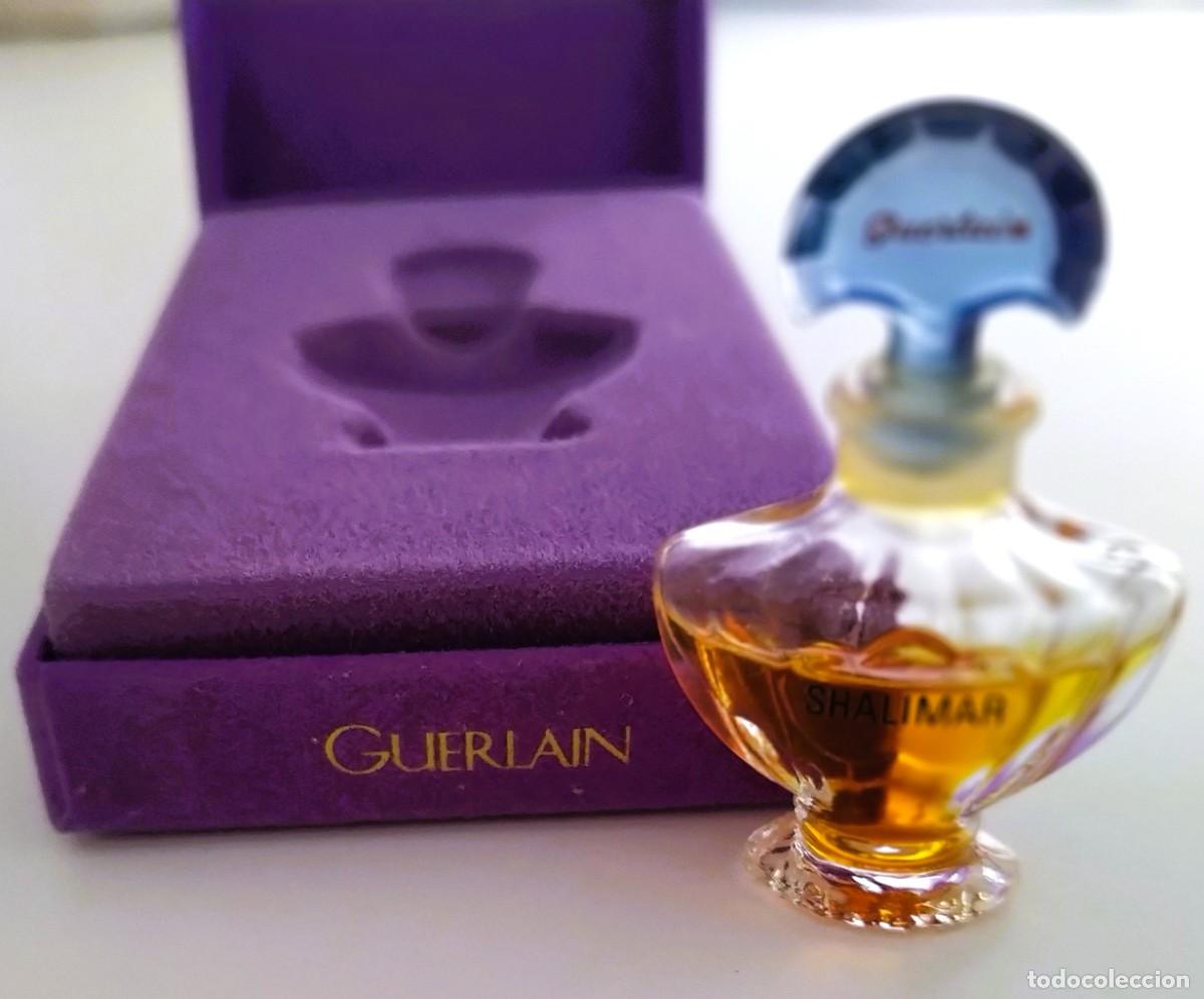 Miniaturas de perfumes antiguos: Miniatura de perfume de colecci&oacute;n Guerlain Shalimar Parfum 2 ml