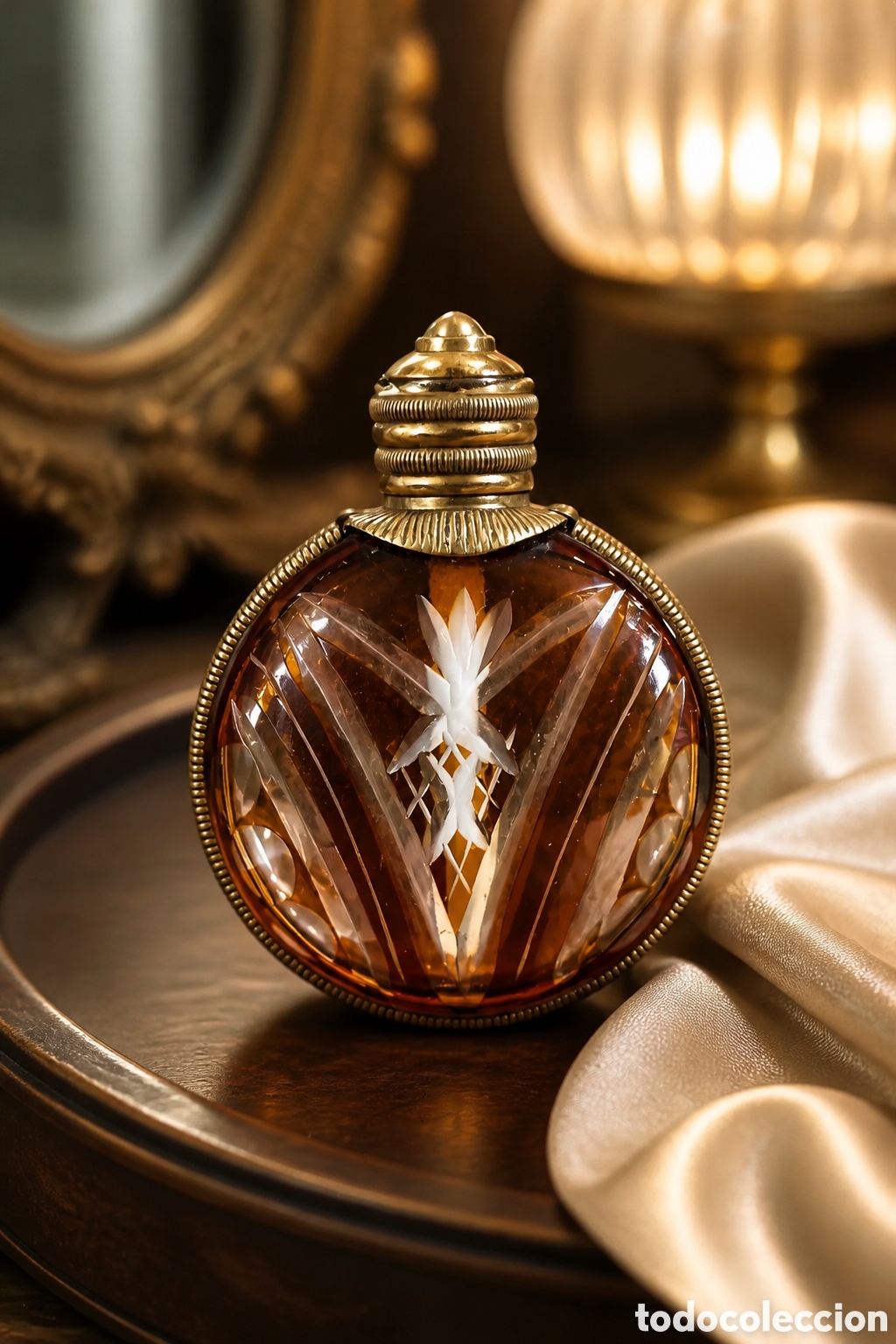 Miniaturas de perfumes antiguos: ANTIGUO PERFUMERO CRISTAL BOHEMIA Y METAL DORADO A&Ntilde;OS 1930.