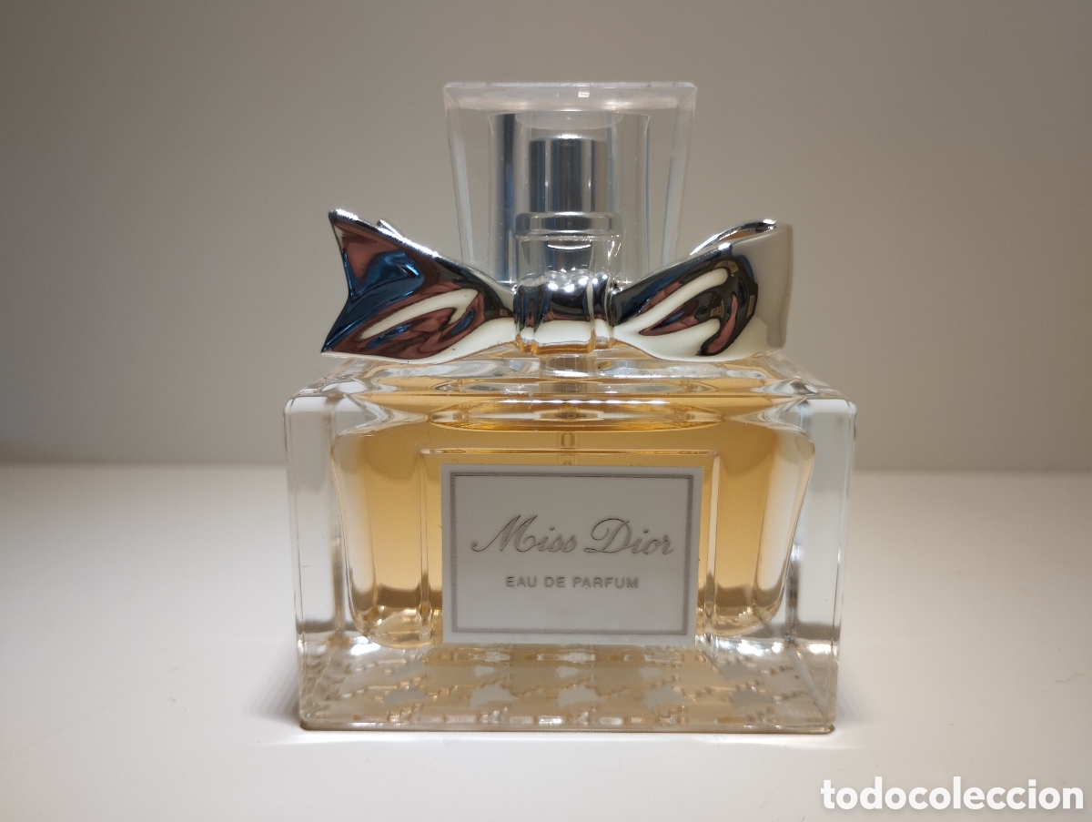 Miniaturen von alten Parf&uuml;men: Miss Dior Eau de Parfum 30 ml- lazo metalico