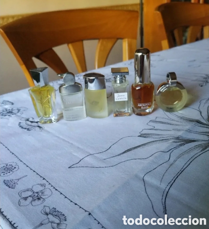 Miniaturas de perfumes antiguos: Colecci&oacute;n de miniaturas de perfume