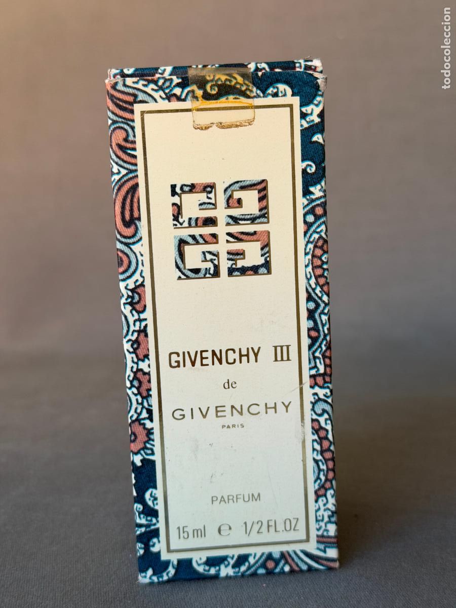 Miniaturas de perfumes antigos: Vintage Givenchy III , Parfum , 15 ml . sin usar en caja , ref 3132