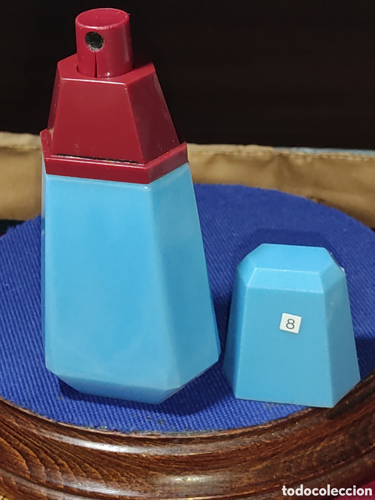 Miniaturas de perfumes antiguos: Colonia & perfume Lou Lou pulverizador 50ML de Cacharel Paris.Vacio. *8*