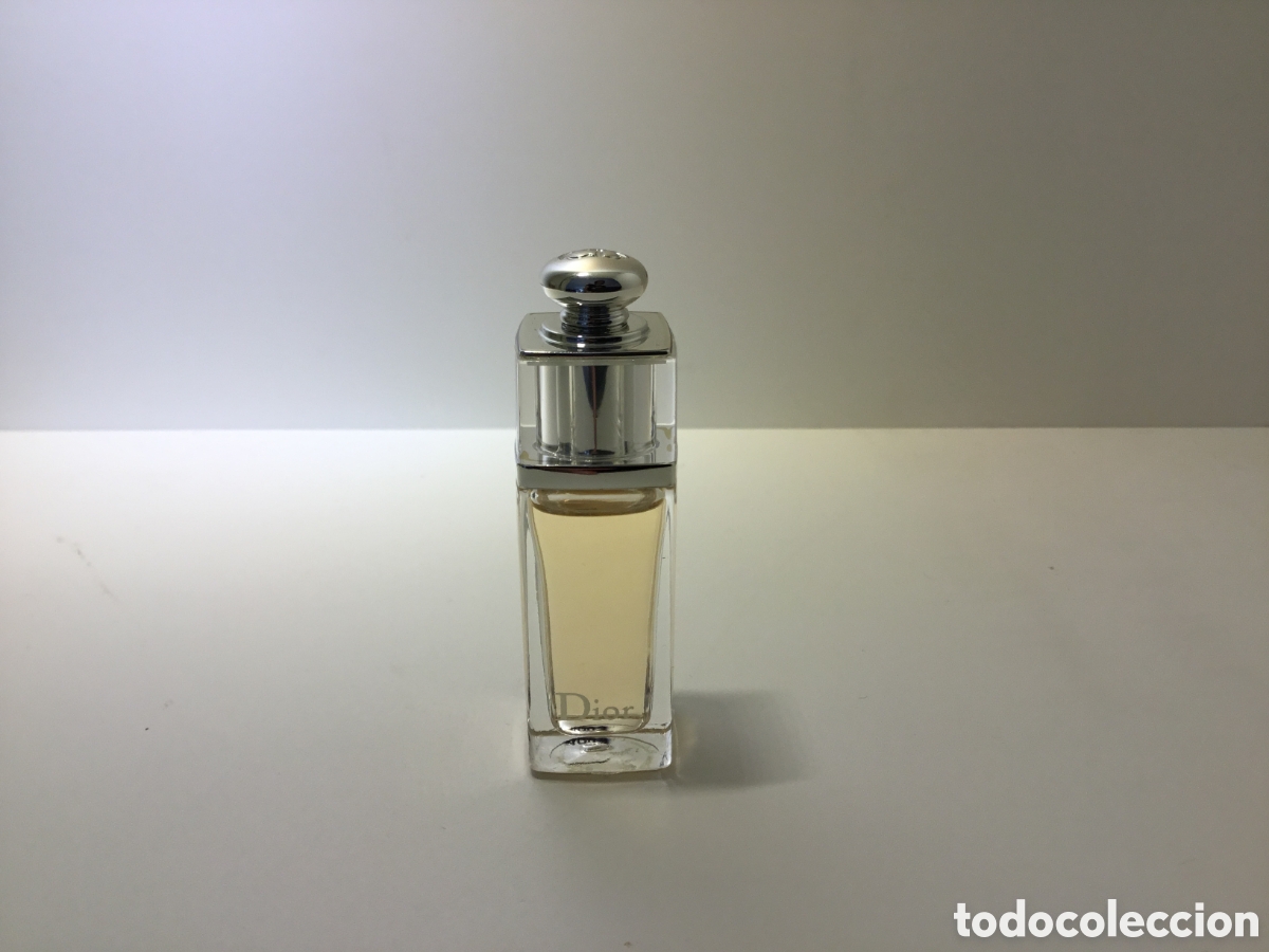 Miniaturas de perfumes antiguos: Miniatura de perfume Dior Addict edt de 5 ml