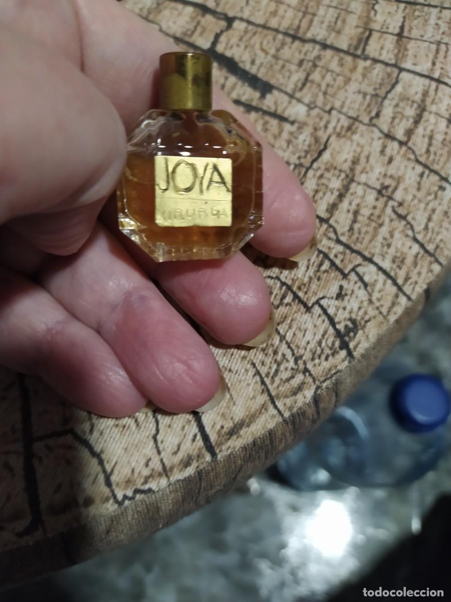Miniaturas de perfumes antiguos: Miniatura de perfume joya myrurgia lleno