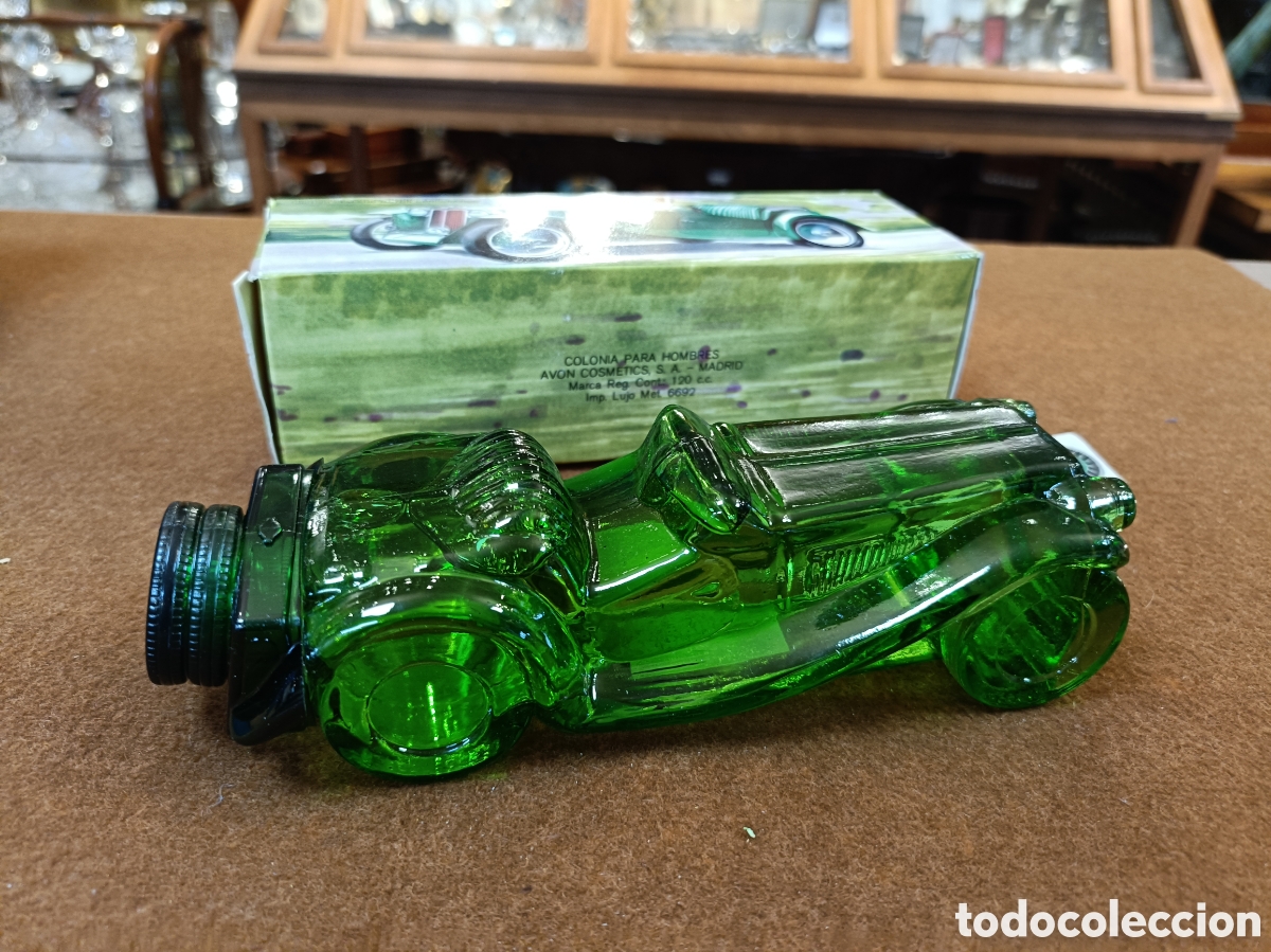 Miniaturas de perfumes antiguos: PERFUME, COLONIA, AVON, MG 1936. EN FORMA DE COCHE. EN CAJA ORIGINAL. NUEVO!!!
