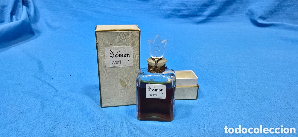 Miniaturas de perfumes antiguos: MINIATURA DEMON RAPHAEL PARIS. FABRICADO POR A. PUIG Y CIA . BARCELONA