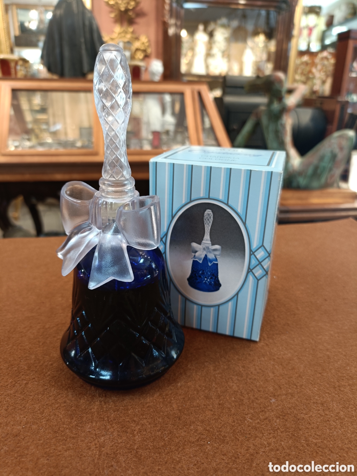 Miniaturas de perfumes antiguos: COLONIA EN FORMA DE CAMPANA . AVON . A&Ntilde;OS 70 VINTAGE . NUEVO EN CAJA ORIGINAL