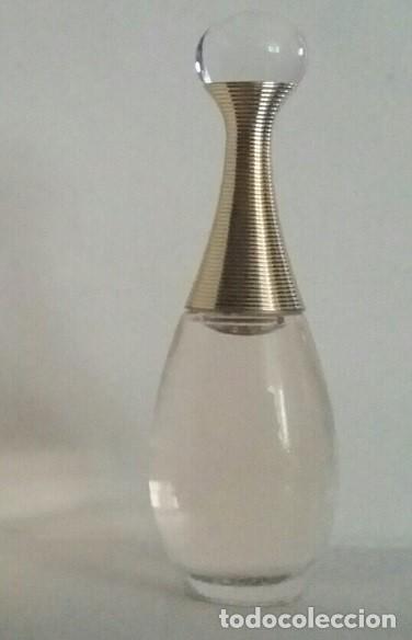 Miniature di profumi antiche: Miniatura de Christian Dior J&acute;Adore