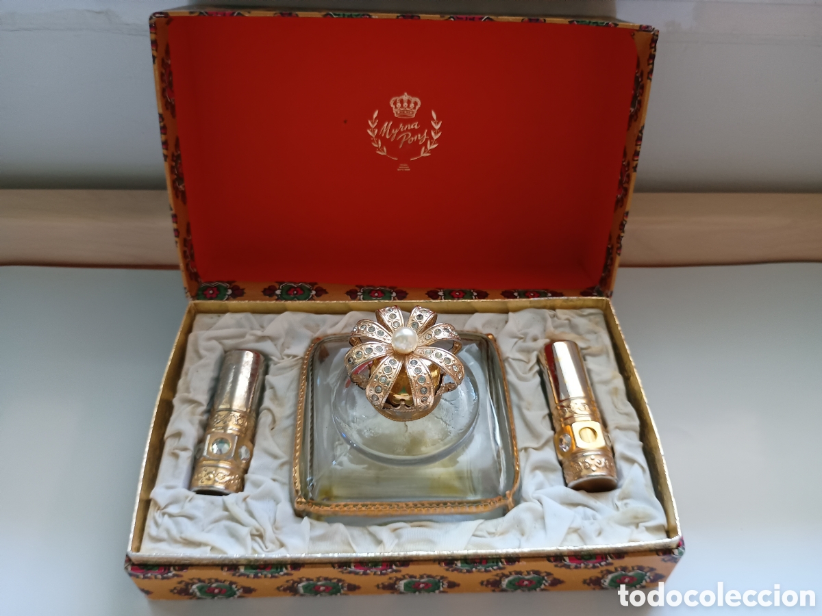 Miniaturas de perfumes antiguos: Estuche Myrna Pons a&ntilde;os 60