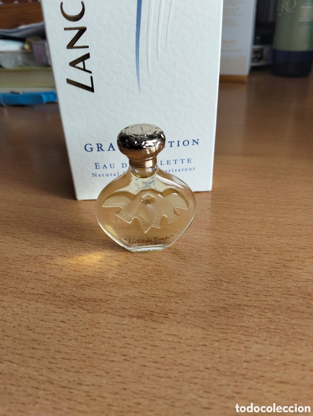 Miniaturas de perfumes antiguos: Nina ricci l'air du temps