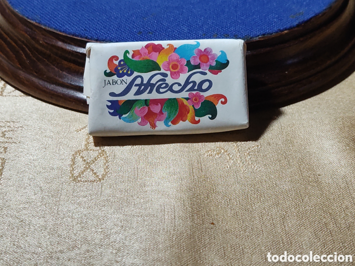 Miniaturas de perfumes antiguos: Pastilla de jab&oacute;n Afrecho de Cabrerizo.Ariza - Zaragoza.