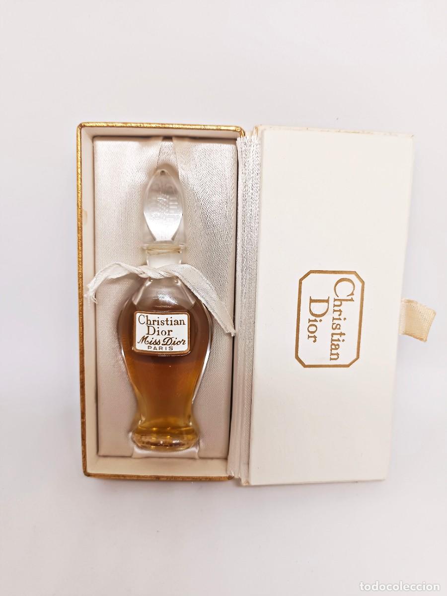 Miniaturas de perfumes antiguos: MISS DIOR Christian Dior &Aacute;nfora &rdquo;plana&rdquo; o &rdquo;pera&rdquo; 7,5ml