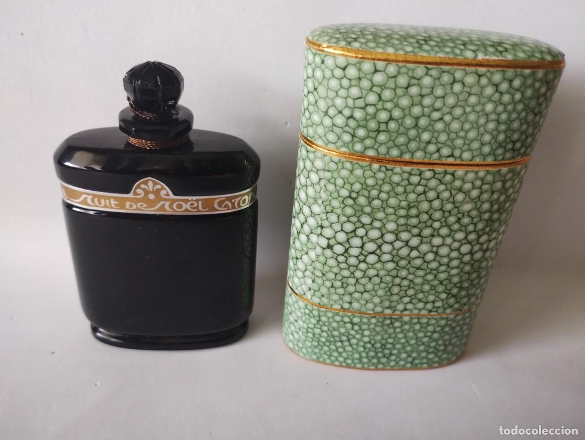 Miniaturas de perfumes antiguos: Botella y estuche de Nuit de No&euml;l de Caron