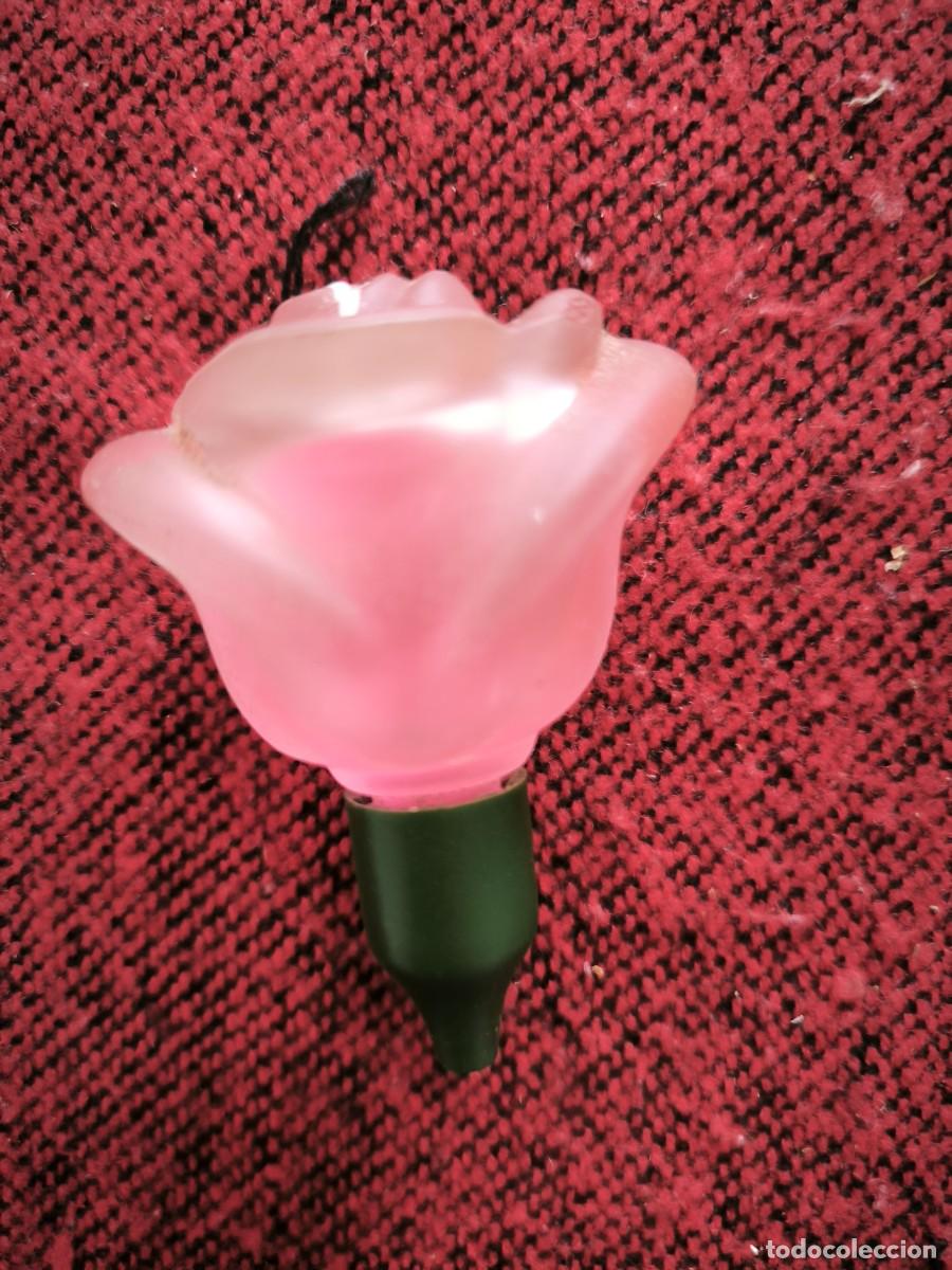 Miniaturas de perfumes antiguos: Perfume de Rosas - Frasco Decorativo en Forma de Rosa de Cristal Esmerilado