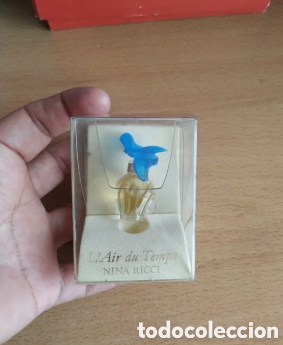Miniaturas de perfumes antiguos: Miniatura de perfume Nina ricci