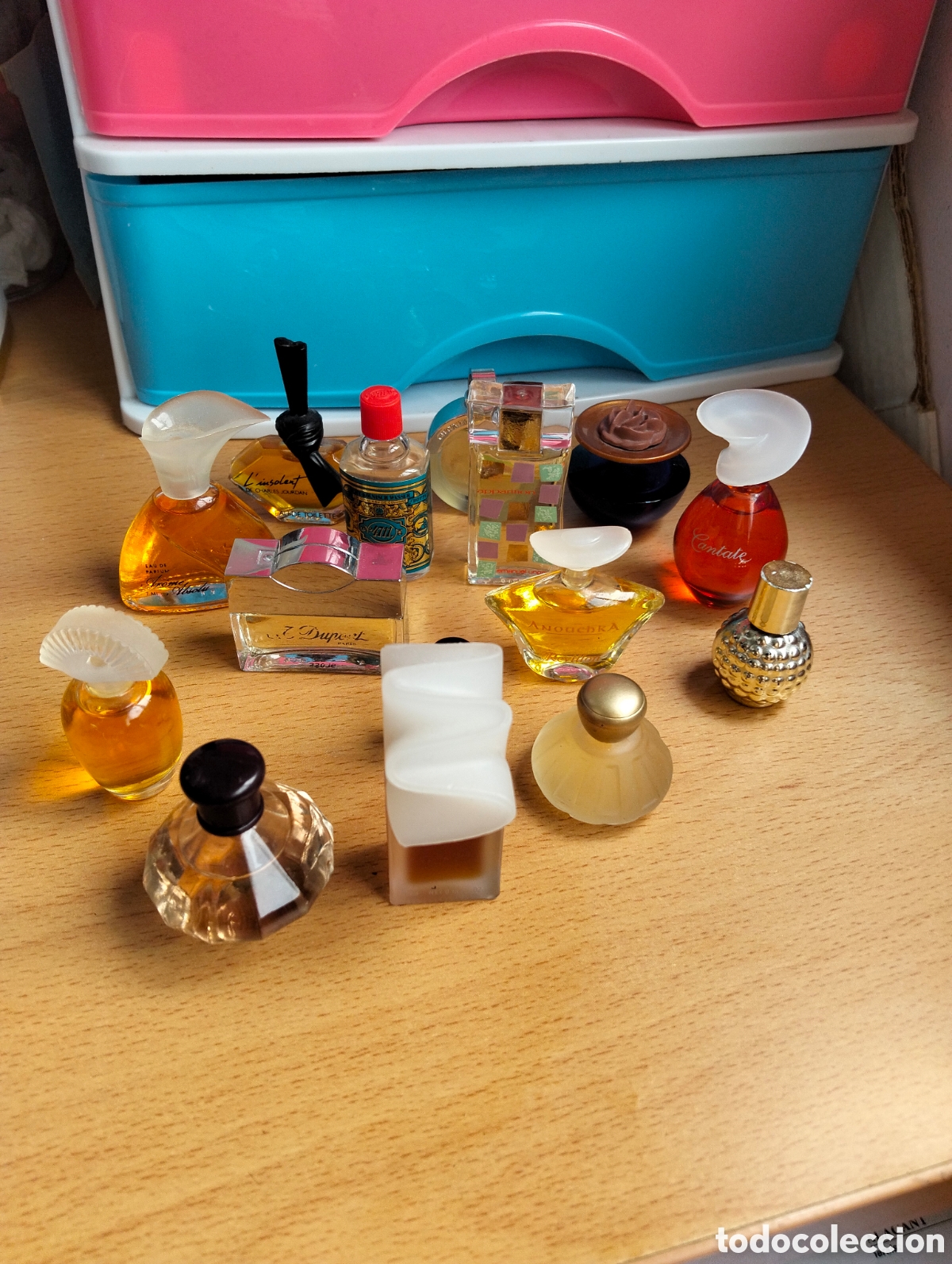Miniaturas de perfumes antiguos: 15 miniaturas de perfume