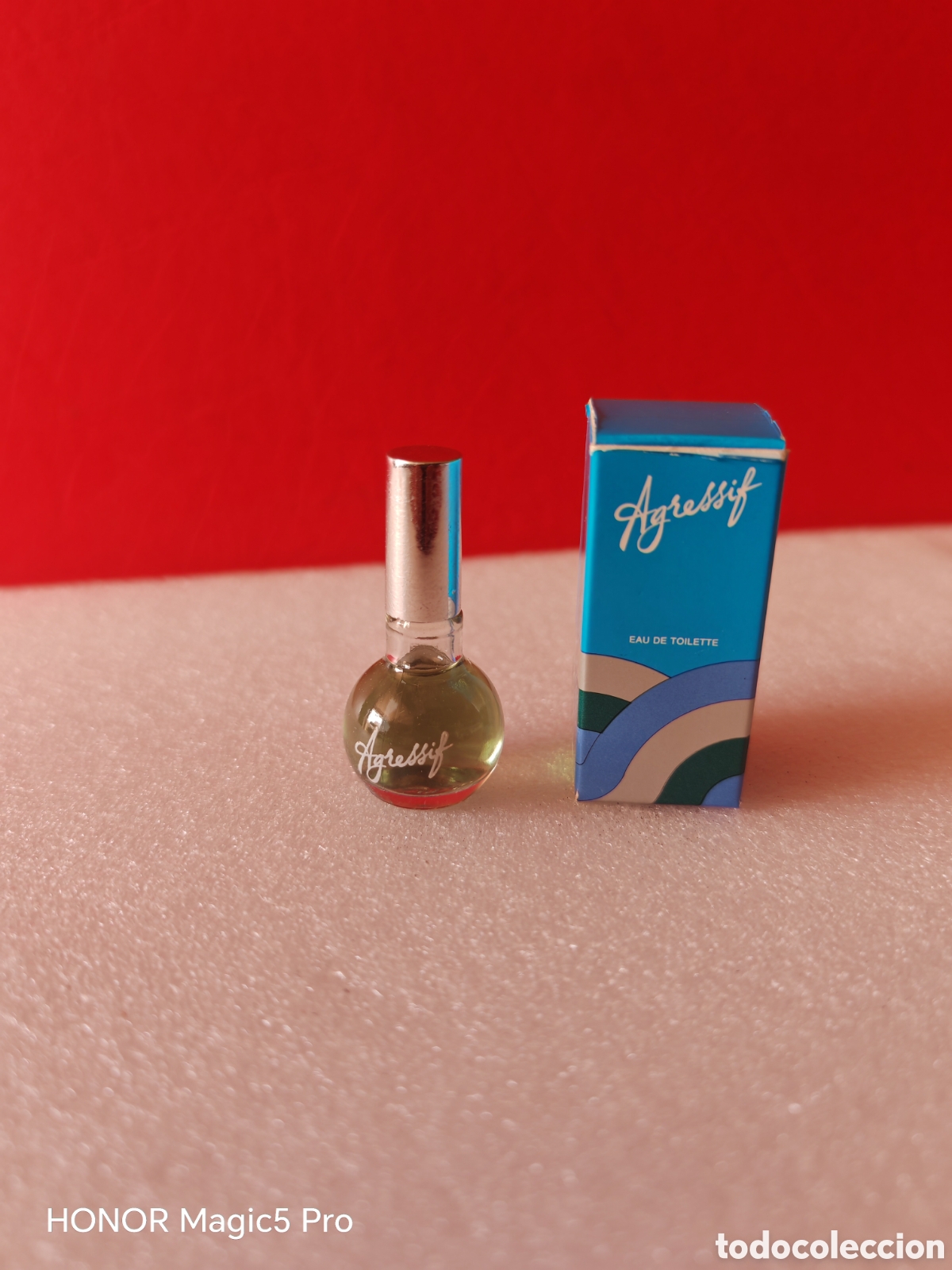 Miniaturas de perfumes antiguos: Antigua fragancia en miniatura VERA AGRSSIF-a&ntilde;o 70- EDT 1/4 Oz