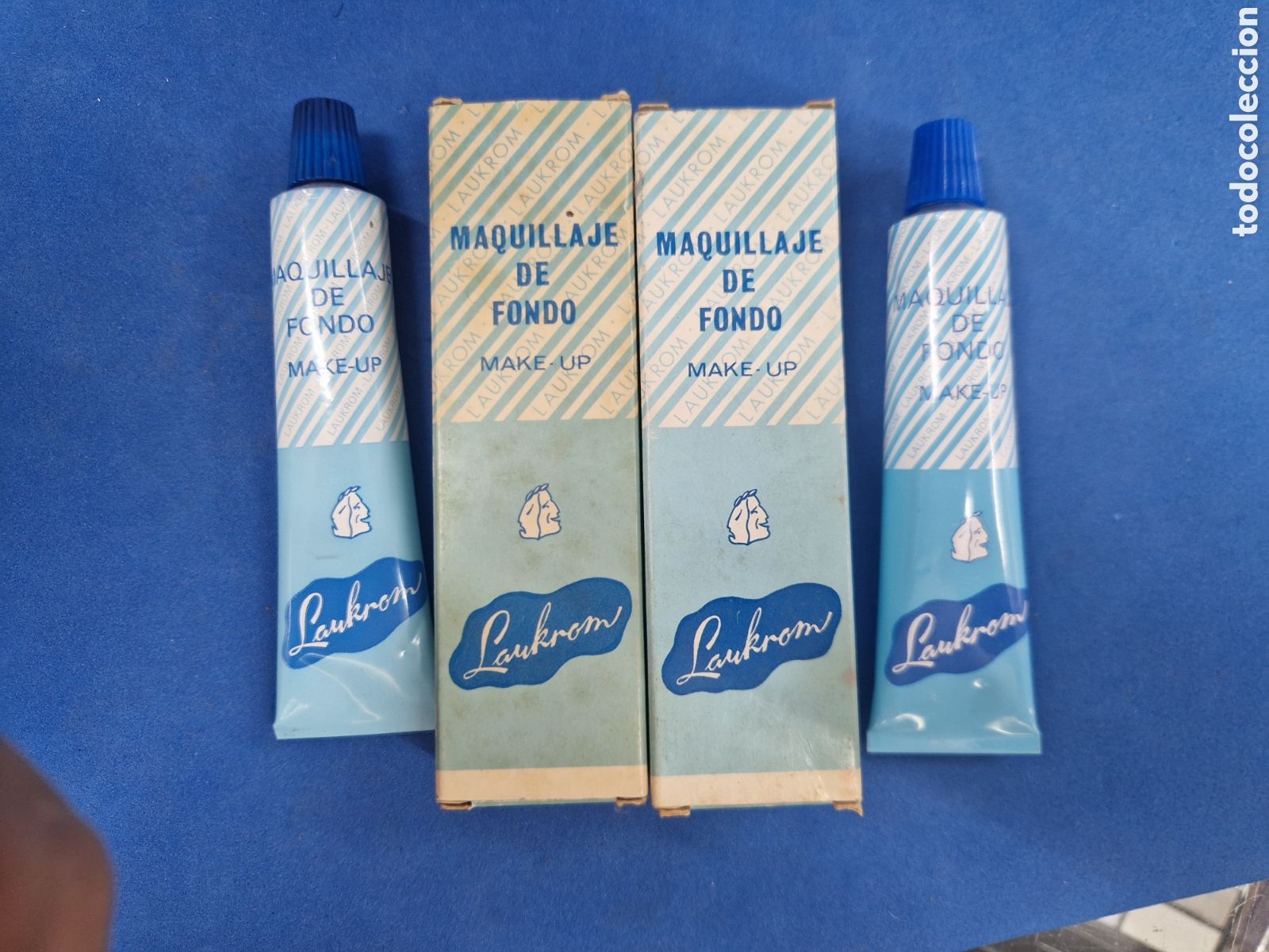 Miniaturas de perfumes antiguos: Laukrom maquillaje en crema azul y amarillo