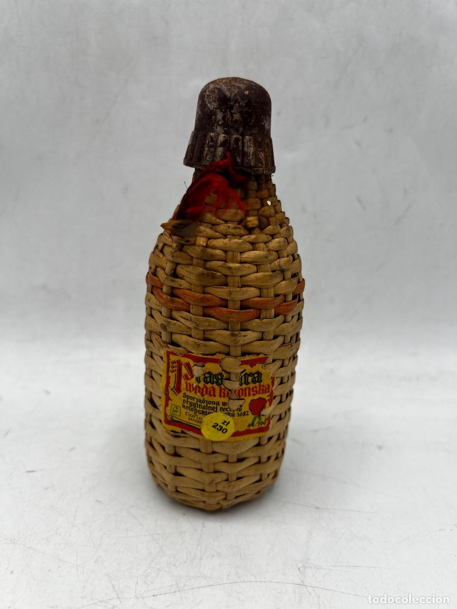 Miniaturas de perfumes antiguos: BOTELLA DE COLONIA. PRASTARA. 16 x 6 CM.