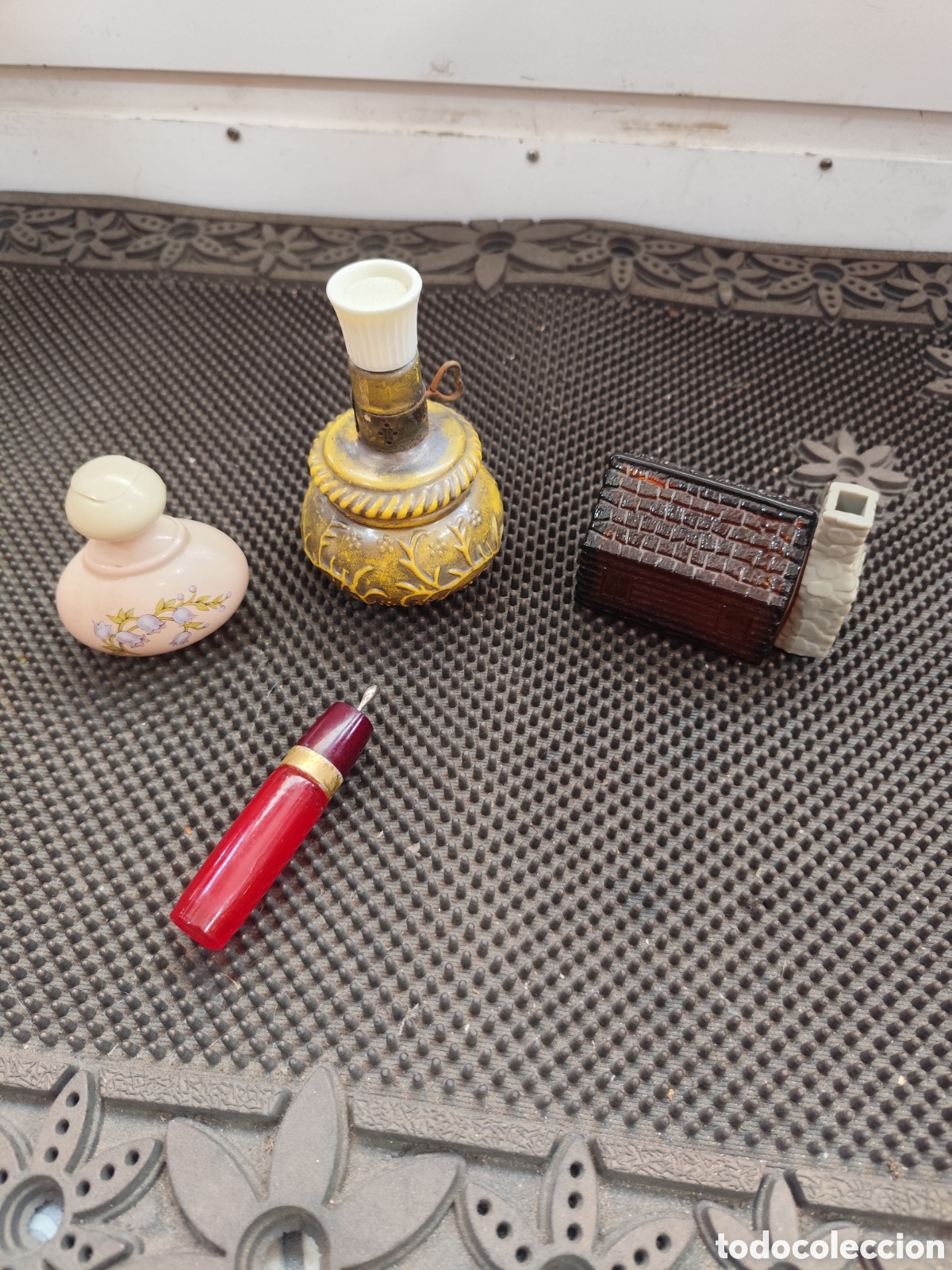 Miniaturas de perfumes antiguos: FRASCOS DE PERFUME AVON