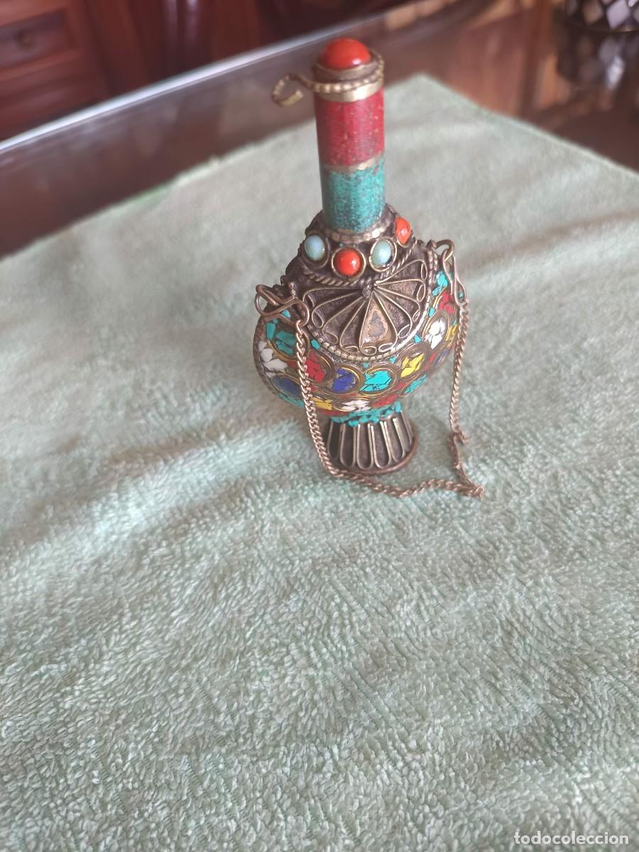 Miniaturas de perfumes antiguos: Botella para rap&eacute; tradicional tibetana elaborada artesanalmente