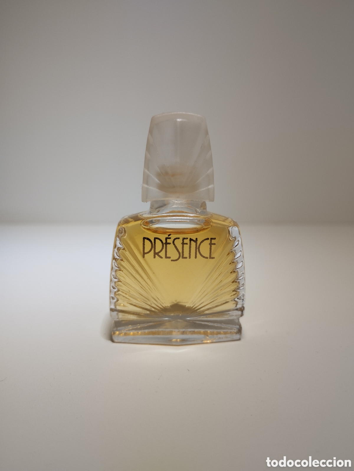 Miniaturas de perfumes antiguos: Miniatura de perfume PRESENCE de HOUBIGANT