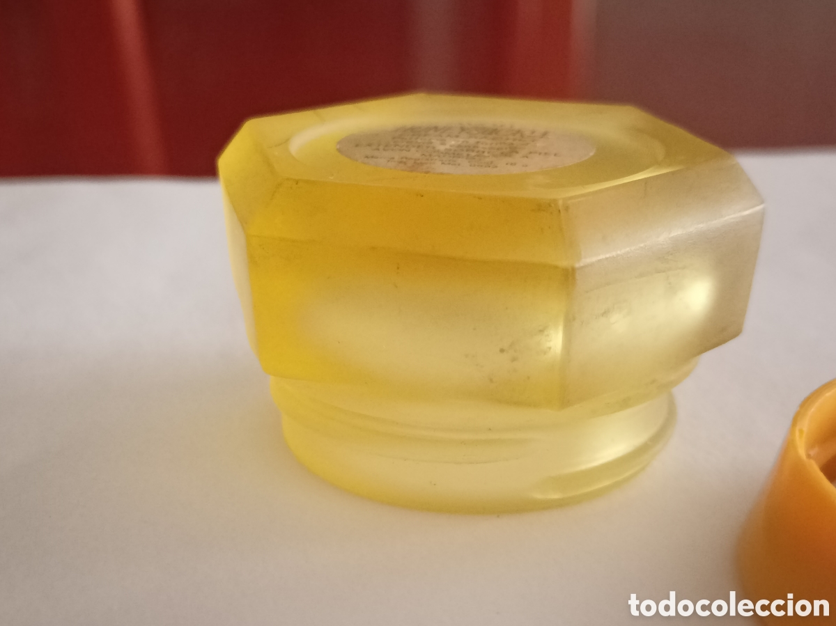 Miniaturas de perfumes antiguos: Avon. Tarro vacio perfume crema - Foto 6
