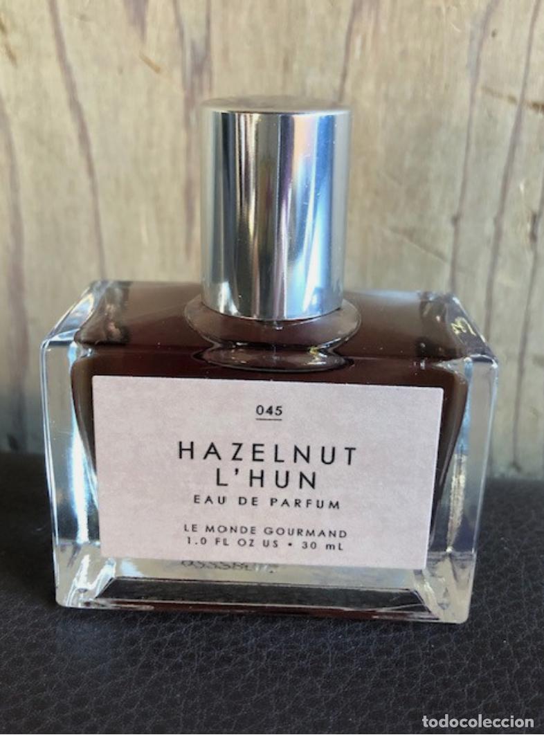 Miniaturas de perfumes antiguos: HAZELNUT L'HUN EDP de Le Monde Gourmand 30ml. ORIGINAL