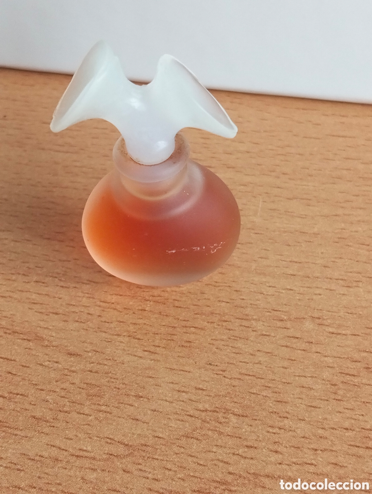 Miniaturas de perfumes antiguos: Chloe miniatura de perfume