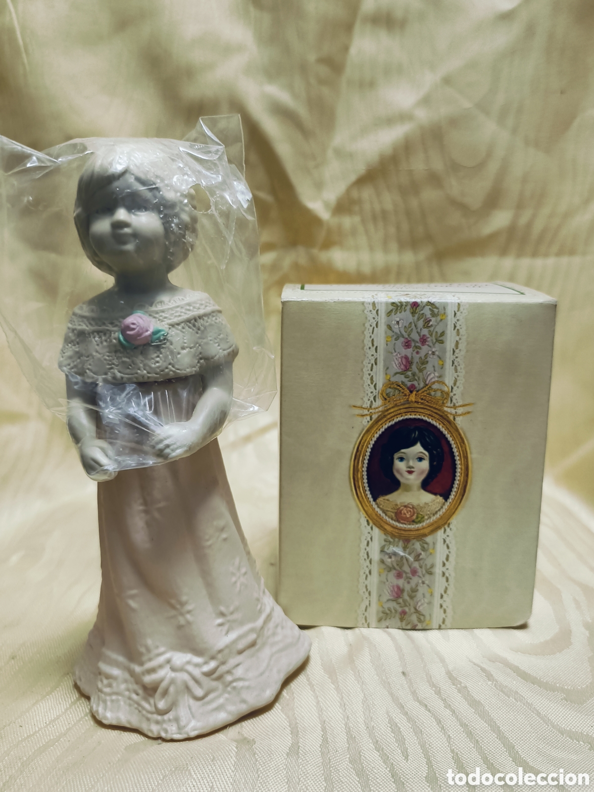 Miniatures of antique perfumes: FRASCO COLONIA , PERFUME AVON . NUEVO EN SU CAJA .A&Ntilde;OS 60-70. STOCK DE TIENDA.