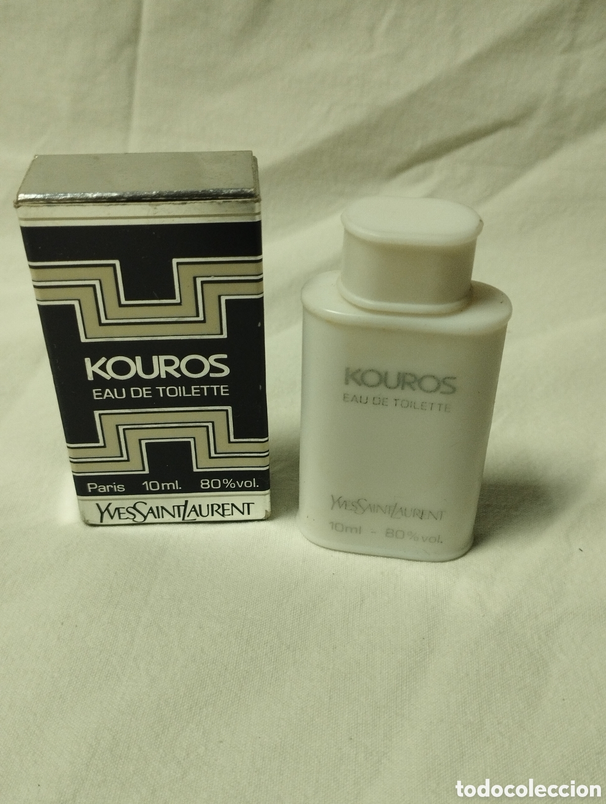 Miniaturas de perfumes antiguos: MINIATURA PERFUME COLONIA KOUROS YVES SAINT LAURENT. ALTO CAJA 7 CM.