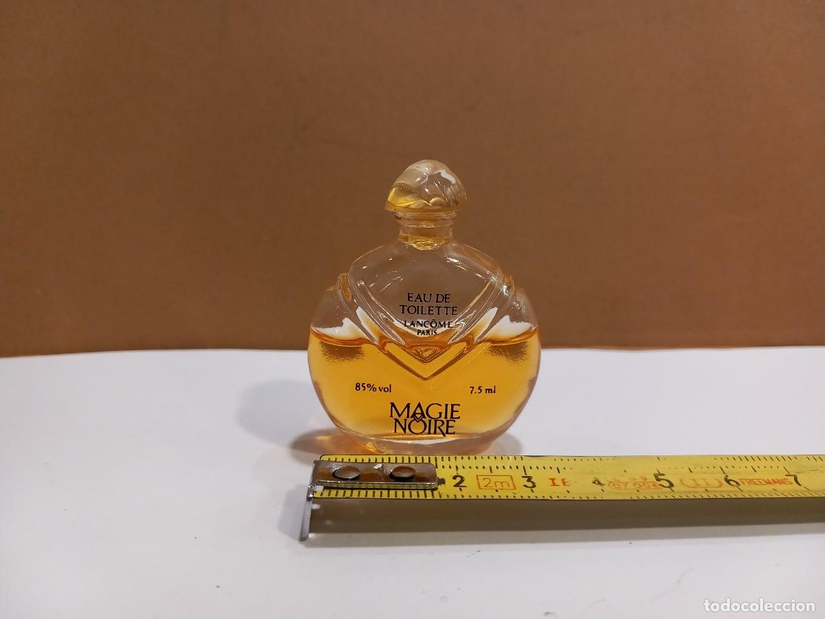 Miniaturas de perfumes antiguos: BOTELLITA DE PERFUME MEDIO LLENA / COMPRA MIN&Iacute;MA 5 &euro;