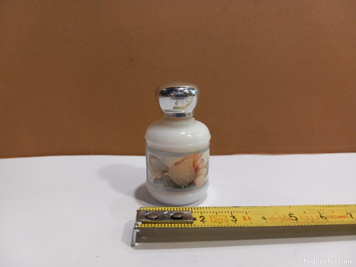 Miniaturas de perfumes antiguos: BOTELLITA DE PERFUME CASI LLENA / COMPRA MIN&Iacute;MA 5 &euro;