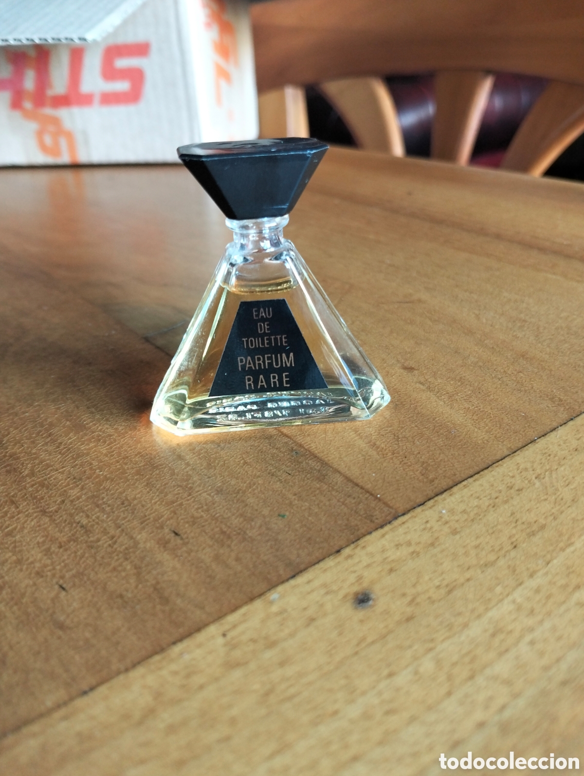 Miniaturas de perfumes antiguos: EAU de toilette parfums rare