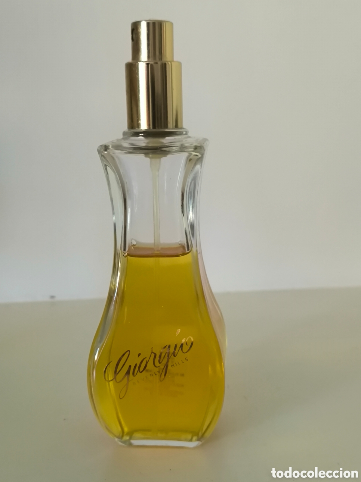 Miniatures of antique perfumes: Giorgio Beverly hills 90 ml.