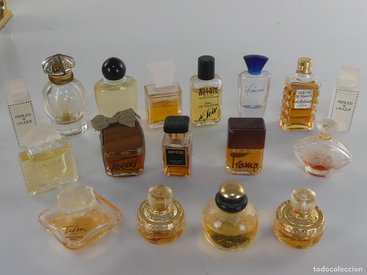 Miniatures of antique perfumes: COLECCION LOTE DE 17 FRASCOS PEQUE&Ntilde;OS DE PERFUMES