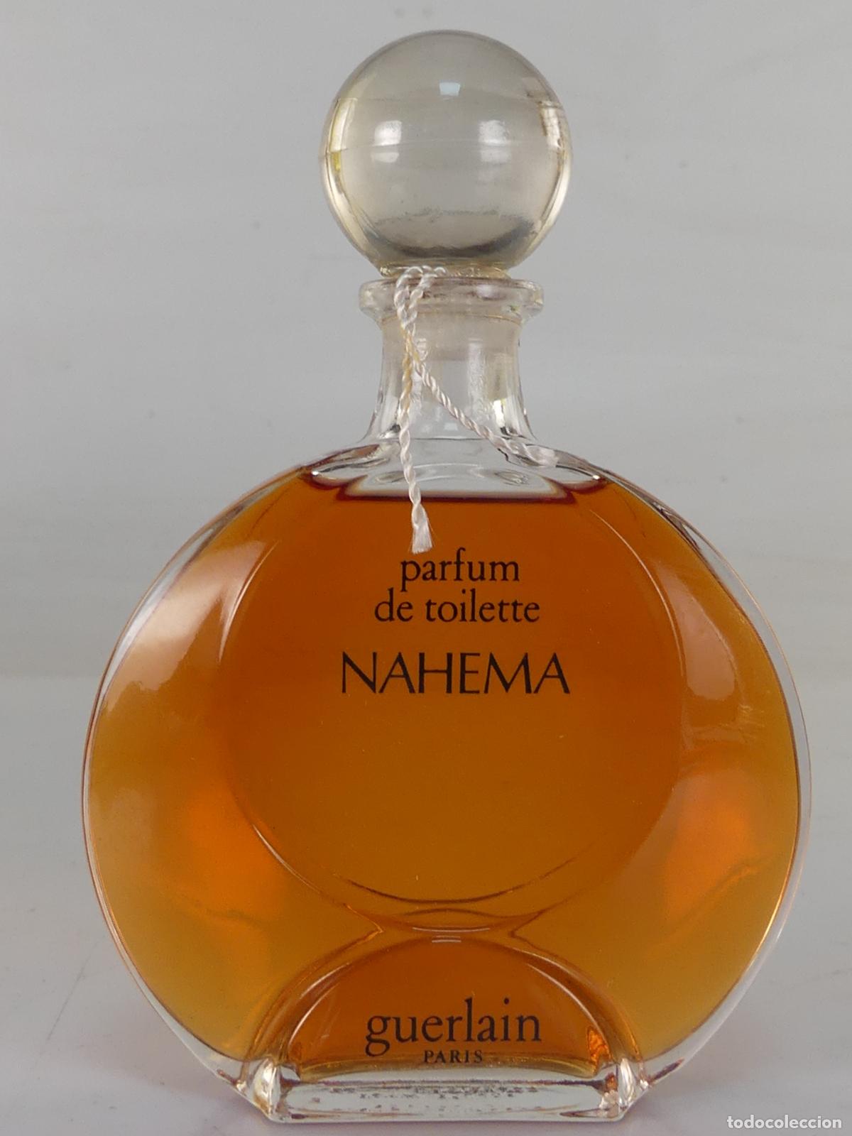Miniatures of antique perfumes: PARFUM DE TOILETTE NAHEMA DE GUERLAIN PARIS