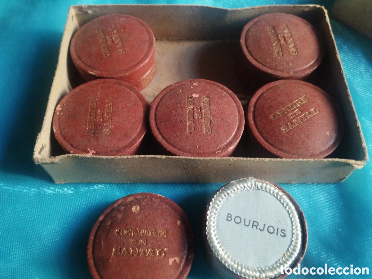Miniaturas de perfumes antiguos: Caja con 6 polvoreras nuevas por estrenar de bourjous cendre de santal
