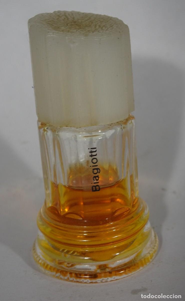 Miniaturas de perfumes antiguos: ANTIGUO PERFUME , BIAGIOTTI , MITAD, VER FOTOS